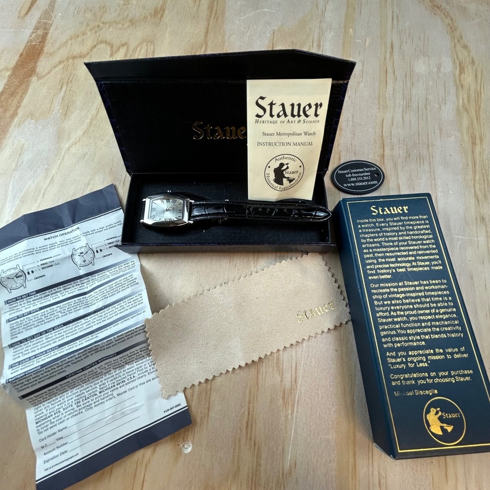 Stauer Metropolitan Mens Watch Silver Tone Tonneau Roman Numeral Black Leather